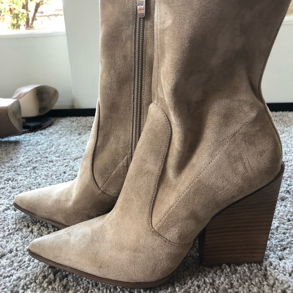 Kendall + Kylie Nude Suede Felicia Boots